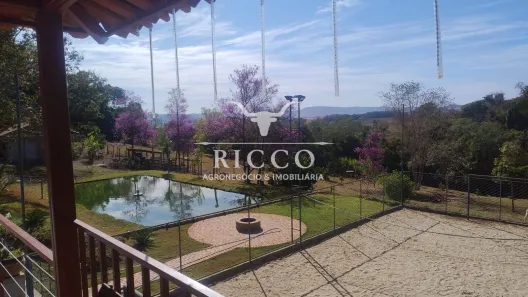 Fazenda/Sítio com 3 Quartos à venda, 22000m² no Centro, Itaberaí