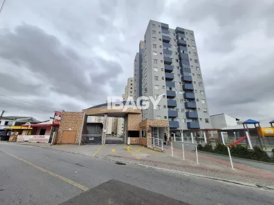 Apartamento com 3 Quartos para alugar, 71m² no Areias, São José