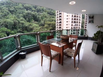 Apartamento com 3 Quartos para venda ou aluguel, 190m² no Pitangueiras, Guarujá