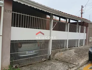 Casa com 6 Quartos à venda, 204m² no Atibaia Jardim, Atibaia