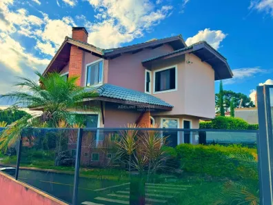 Sobrado com 4 Quartos à venda, 140m² no , Carambeí