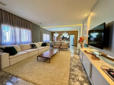 Apartamento com 4 Quartos à venda, 230m² no Meia Praia, Itapema