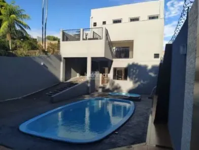 Casa com 3 Quartos à venda, 500m² no Conjunto Padre Bernardo Merckel, Arapongas