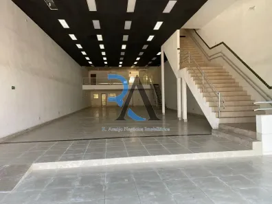 Prédio Comercial para alugar, 800m² no Vila Santa Teresa (Zona Leste), São Paulo