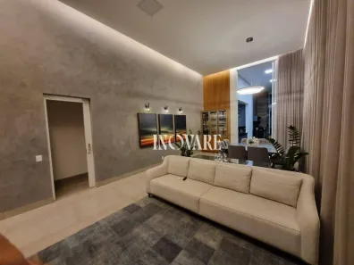 Casa de Condomínio com 3 Quartos para alugar, 210m² no Granada, Uberlândia
