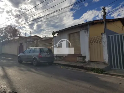 Casa com 3 Quartos à venda, 300m² no Nossa Senhora das Graças, Sete Lagoas