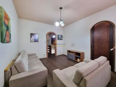 Casa com 2 Quartos à venda, 102m² no Campina Verde, Divinópolis