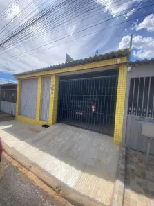 Sobrado com 5 Quartos à venda, 200m² no Samambaia Sul, Brasília