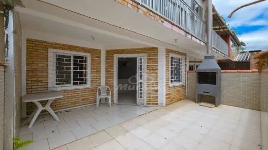 Casa com 3 Quartos para alugar, 83m² no Cohapar, Guaratuba