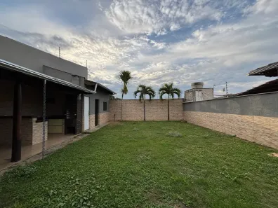 Sobrado com 4 Quartos à venda, 343m² no Parque das Nações, Anápolis