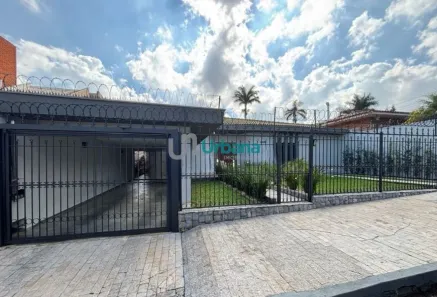 Casa com 3 Quartos para alugar, 277m² no Parque Santa Mônica, São Carlos