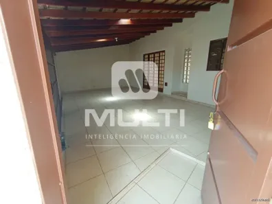 Casa com 3 Quartos à venda, 174m² no Planalto, Uberlândia