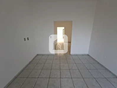 Casa com 3 Quartos à venda, 109m² no Jardim Canaã, Uberlândia