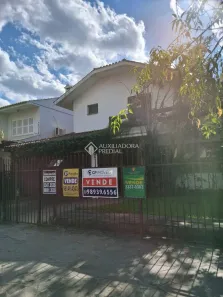 Casa com 3 Quartos à venda, 214m² no Jardim Itu, Porto Alegre