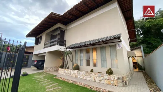 Casa com 3 Quartos à venda, 264m² no Velha, Blumenau