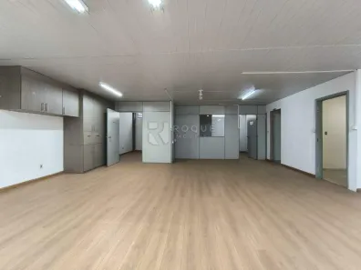Casa com 1 Quarto à venda, 311m² no Vila Claudia, Limeira