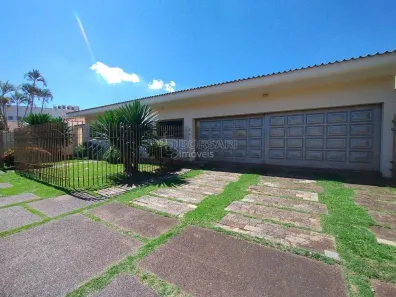 Casa com 3 Quartos à venda, 330m² no Jardim Primavera, Araraquara