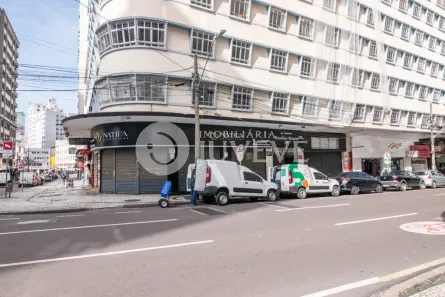 Sala Comercial à venda, 157m² no Centro, Curitiba