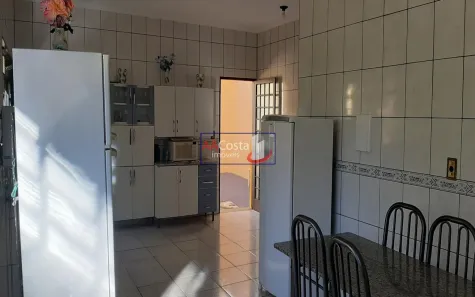Casa com 4 Quartos à venda, 230m² no Prolongamento Vila Duque de Caxias, Franca