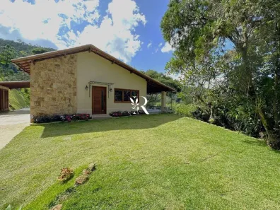 Casa com 3 Quartos à venda, 7100m² no Itaipava, Petrópolis
