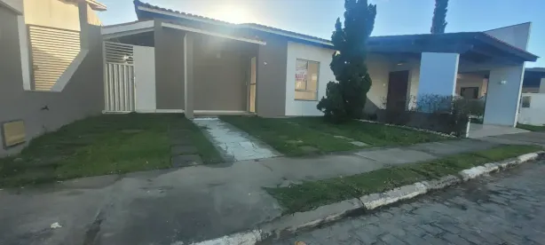 Casa de Condomínio com 3 Quartos para alugar, 67m² no Registro, Feira de Santana