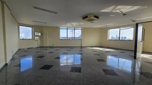 Sala Comercial para alugar, 124m² no Parque Campolim, Sorocaba