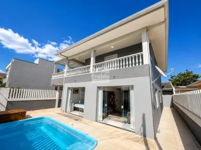 Sobrado com 4 Quartos à venda, 351m² no Porto Fino, Pontal do Paraná