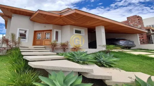 Sobrado com 3 Quartos à venda, 250m² no Jardim Residencial Golden Park, Jacareí