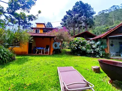 Casa de Condomínio com 4 Quartos para alugar, 480m² no Fazenda Inglesa, Petrópolis