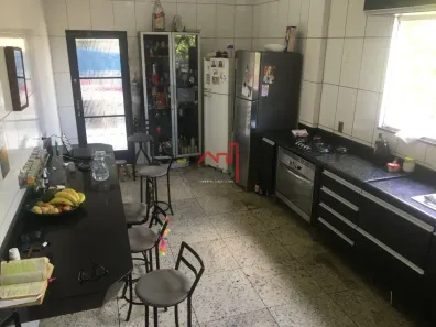 Casa com 3 Quartos à venda, 210m² no São João Batista (Venda Nova), Belo Horizonte
