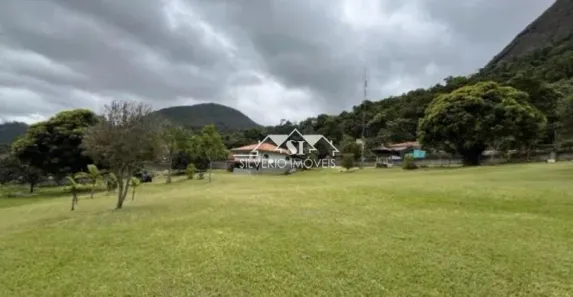 Casa com 3 Quartos à venda, 350m² no Corrêas, Petrópolis