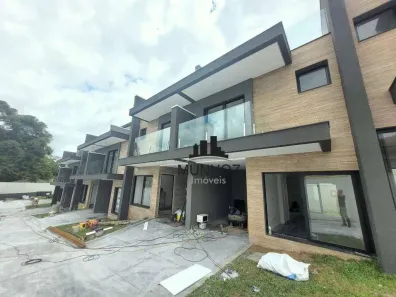 Sobrado com 3 Quartos à venda, 134m² no Santa Felicidade, Curitiba