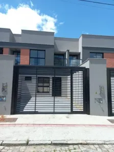 Sobrado com 3 Quartos à venda, 135m² no Anita Garibaldi, Joinville