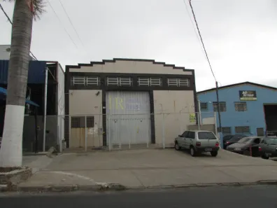 Galpão/Depósito/Armazém para alugar, 300m² no Vila Paris, Contagem