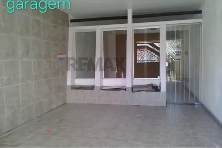 Casa com 2 Quartos para alugar, 160m² no Farol, Maceió