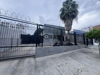 Imóvel Comercial com 3 Quartos para alugar, 220m² no Goiabeira, Cuiabá