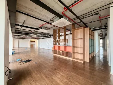 Sala Comercial à venda, 400m² no Vila Cláudia, São Paulo