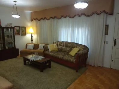 Casa com 3 Quartos à venda, 221m² no Camaquã, Porto Alegre