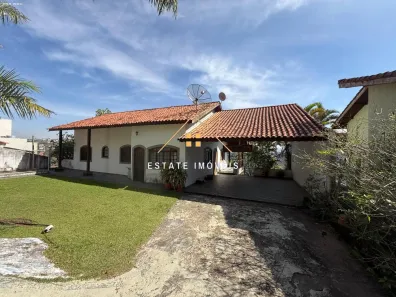Fazenda/Sítio com 3 Quartos à venda, 230m² no , Igaratá