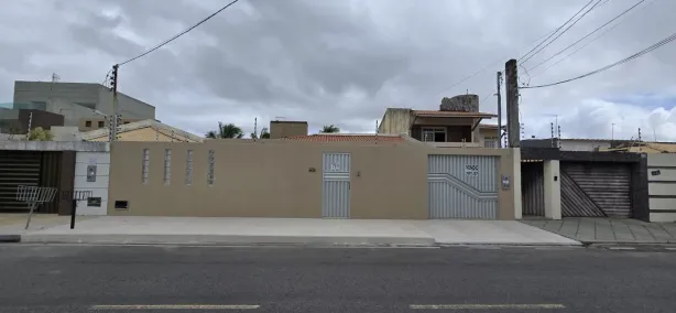 Casa com 4 Quartos à venda, 287m² no Coroa do Meio, Aracaju