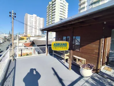 Sala Comercial para alugar, 22m² no Barreiros, São José