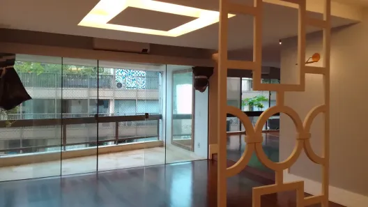 Apartamento com 4 Quartos para alugar, 250m² no Leblon, Rio de Janeiro