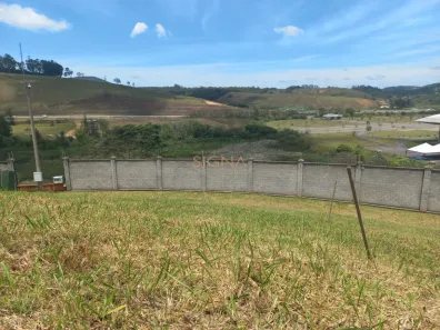 Lote/Terreno à venda, 652m² no São Pedro, Juiz de Fora