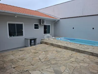 Casa com 2 Quartos à venda, 70m² no Forquilhas, São José