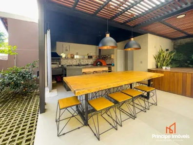 Casa com 3 Quartos à venda, 280m² no Boa Vista, Joinville