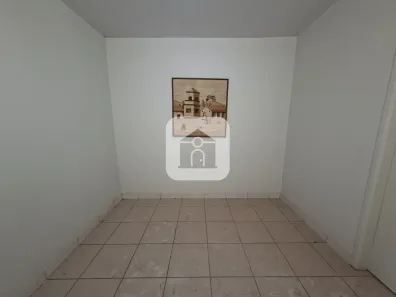 Casa com 1 Quarto para alugar, 70m² no Centro, Uberlândia