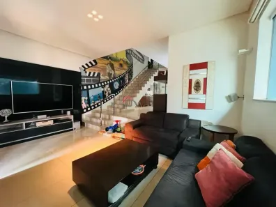 Casa com 4 Quartos para alugar, 335m² no Jardim Inconfidência, Uberlândia
