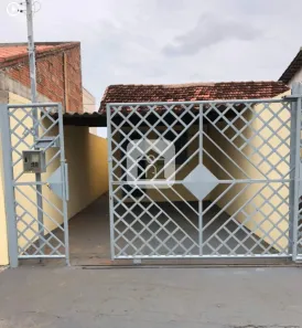 Casa com 4 Quartos à venda, 180m² no Ouro Verde, Araguari