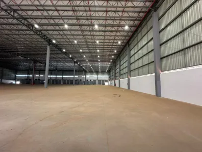 Galpão/Depósito/Armazém para alugar, 1787m² no Divinópolis, Serra