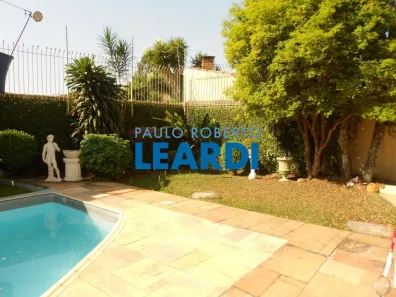 Casa com 3 Quartos à venda, 427m² no Vila Hamburguesa, São Paulo
